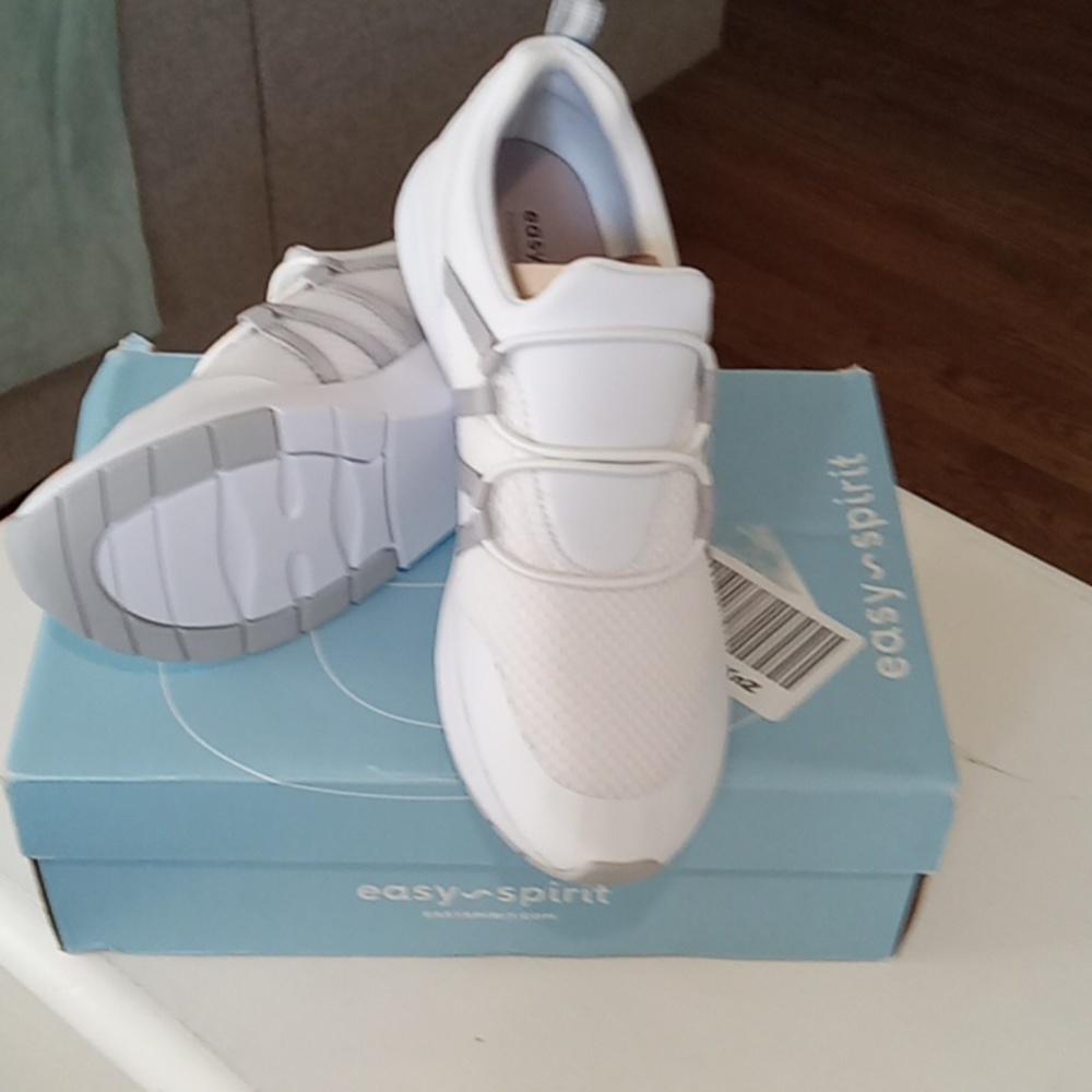 Easy Spirit women's sneakers-NEW - Picture 3 of 4